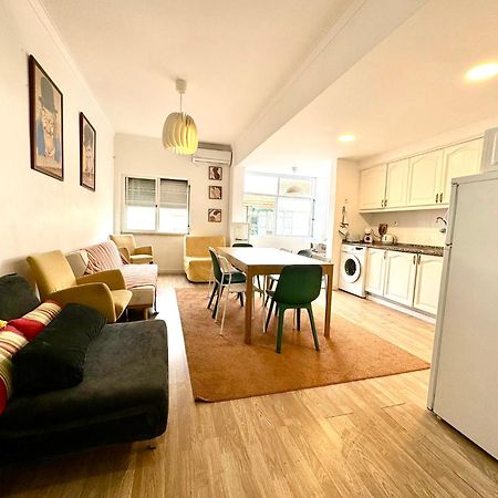 Almada Big Flat Next To Lisbon And Caparica Beach Экстерьер фото