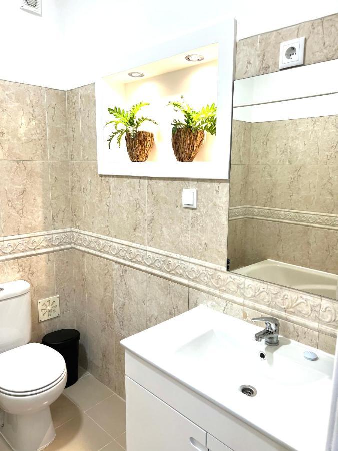 Almada Big Flat Next To Lisbon And Caparica Beach Экстерьер фото