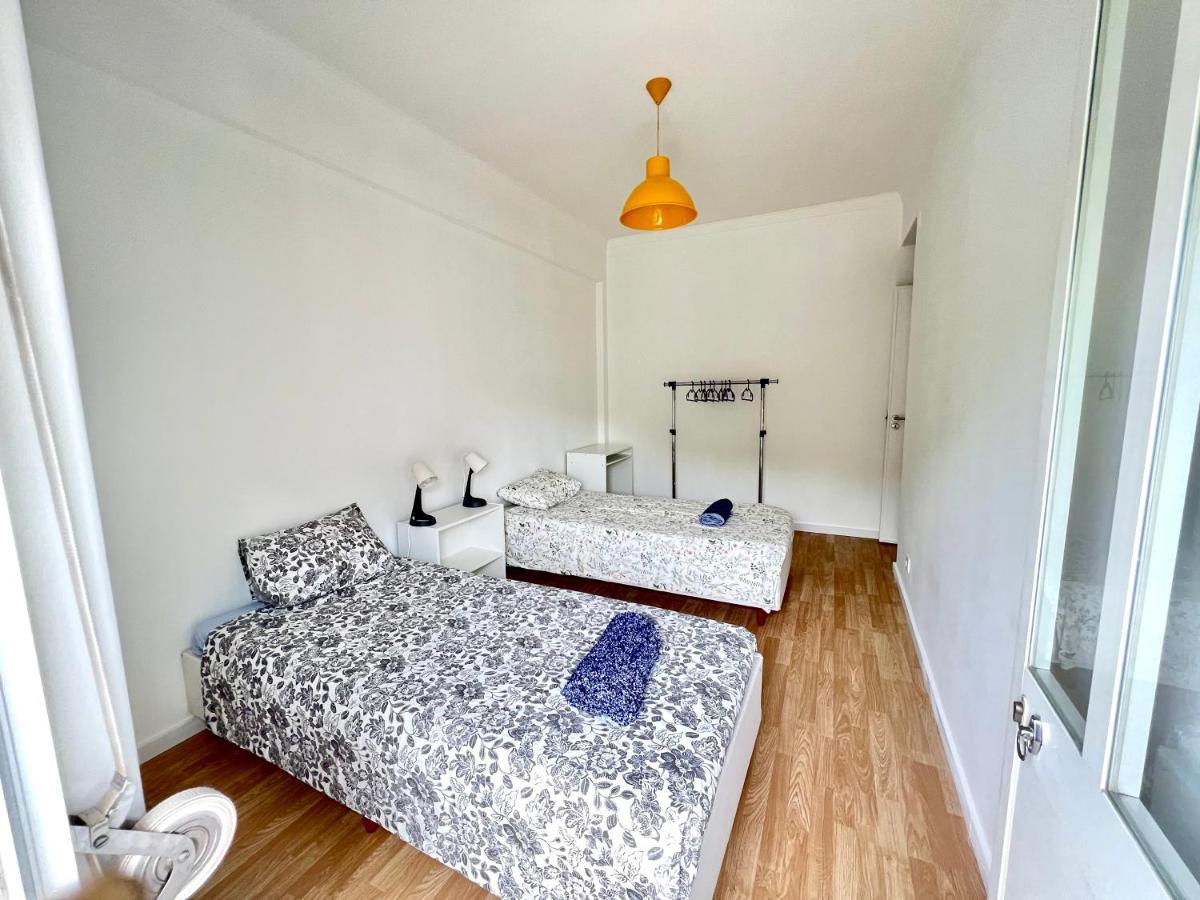 Almada Big Flat Next To Lisbon And Caparica Beach Экстерьер фото
